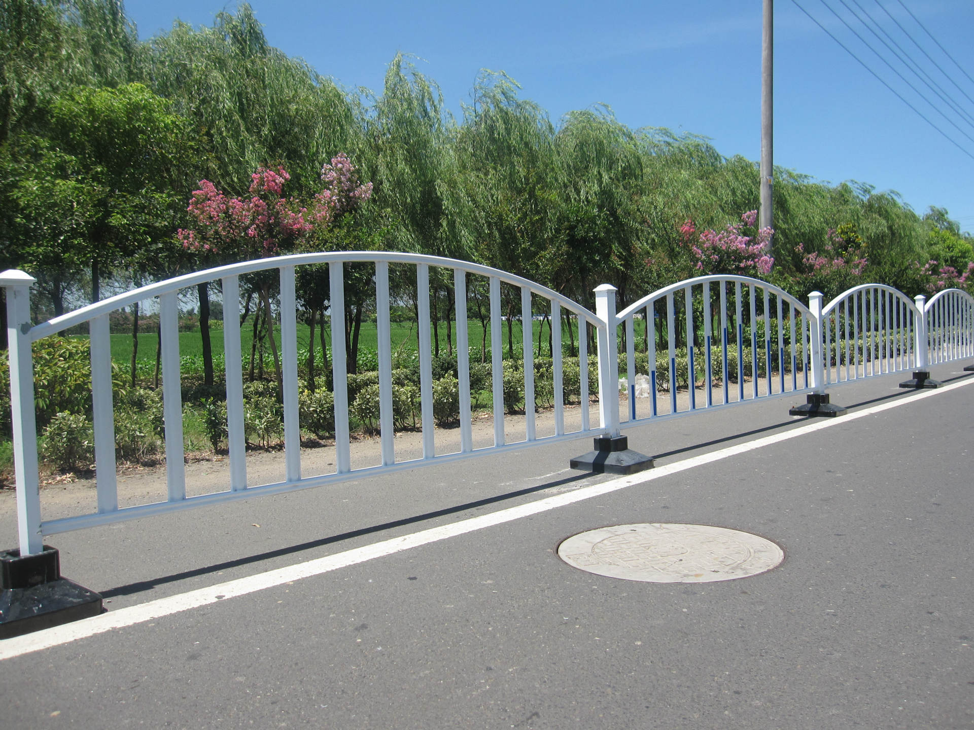 寧波道路護(hù)欄多少錢一米？