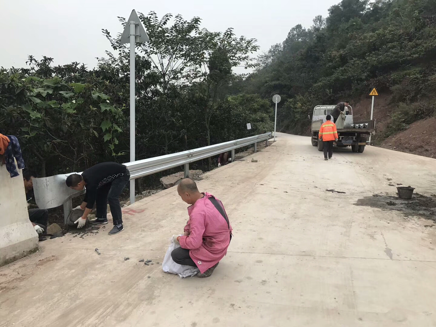 波形護欄怎么驗收？